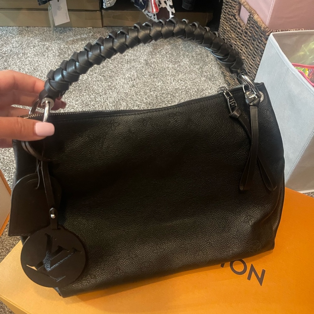 Authentic Louis Vuitton Beauborg Hobo Purse